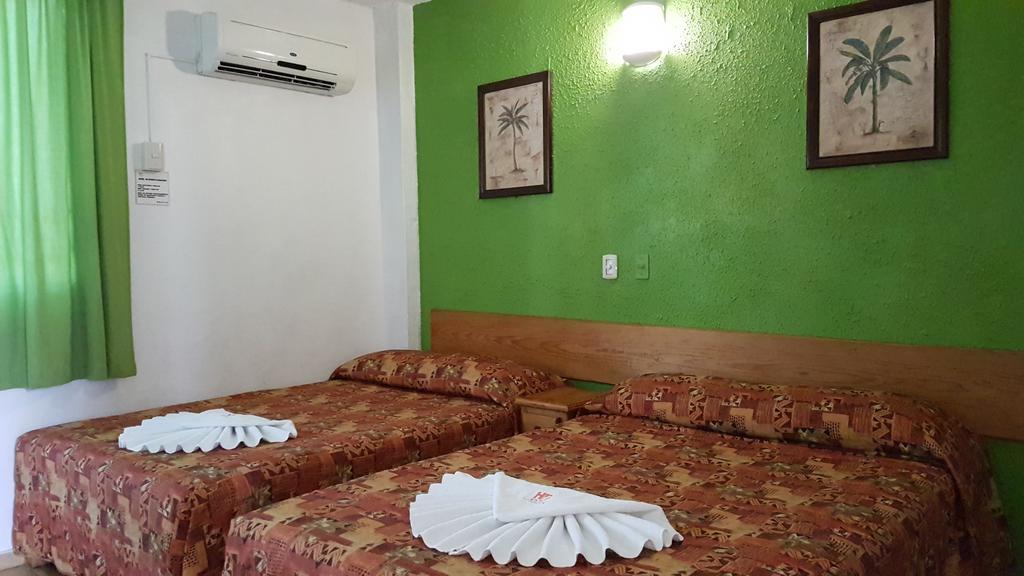 Delfin Playa Azul Hotell Lázaro Cárdenas Exteriör bild