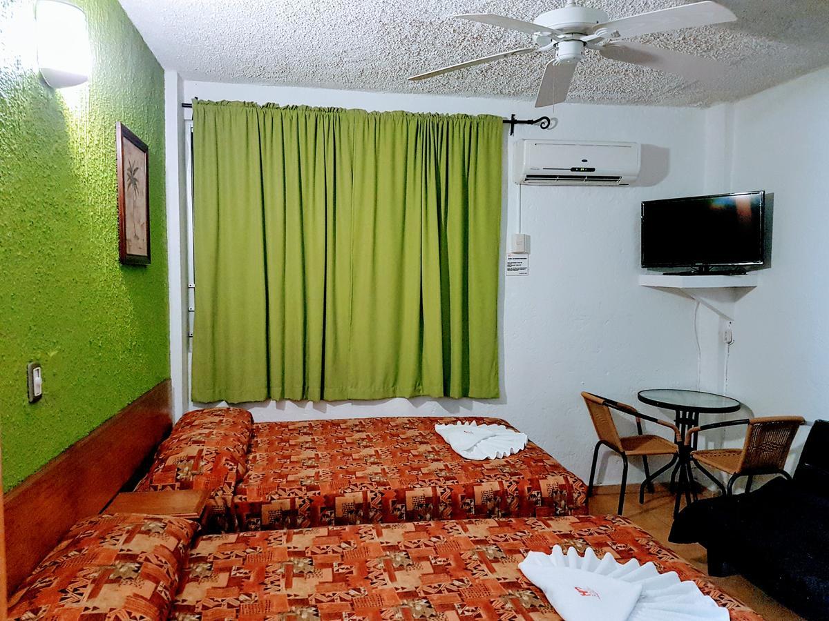 Delfin Playa Azul Hotell Lázaro Cárdenas Exteriör bild
