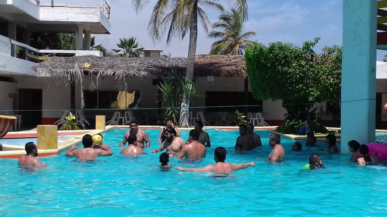 Delfin Playa Azul Hotell Lázaro Cárdenas Exteriör bild