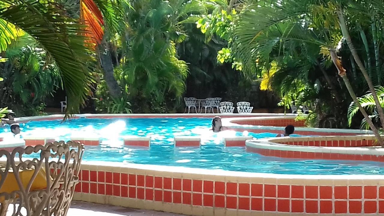 Delfin Playa Azul Hotell Lázaro Cárdenas Exteriör bild
