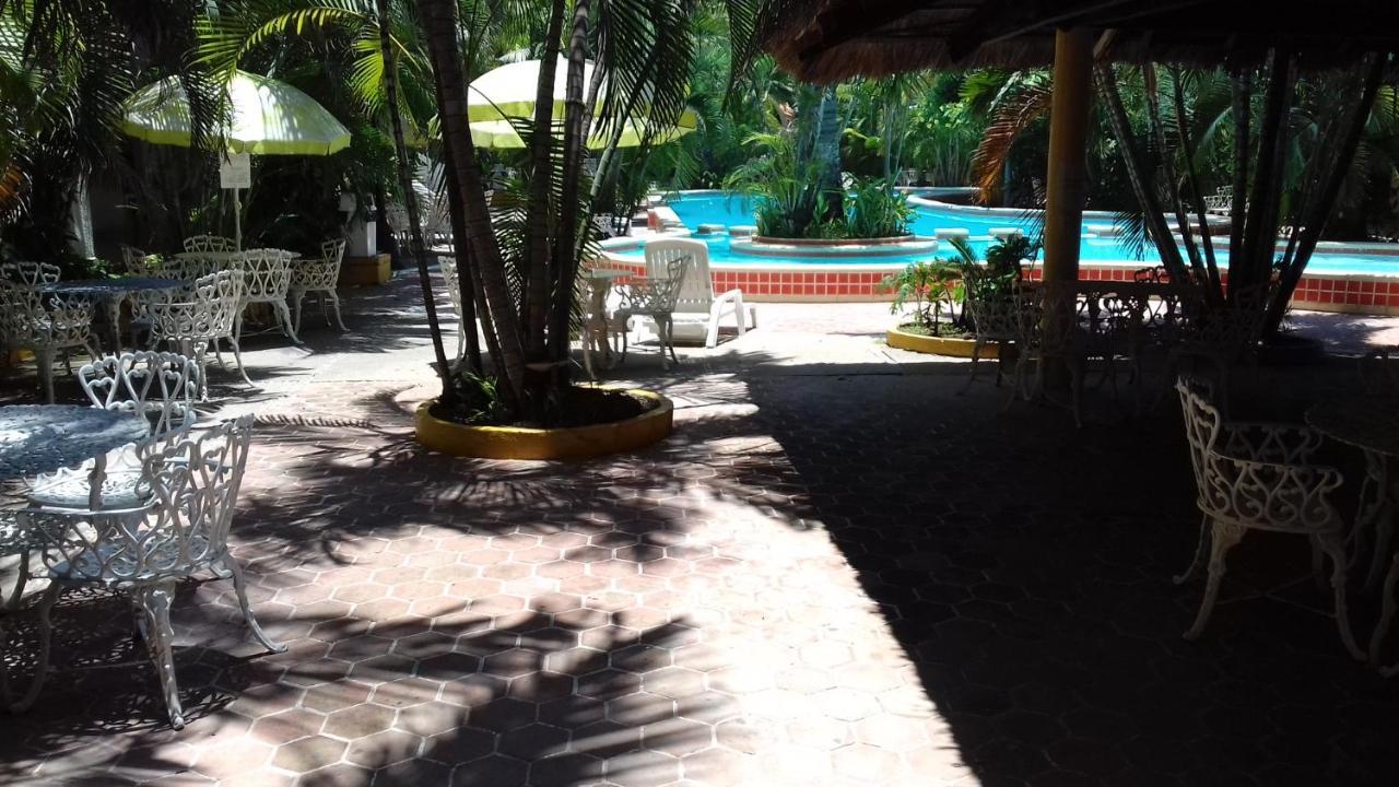 Delfin Playa Azul Hotell Lázaro Cárdenas Exteriör bild