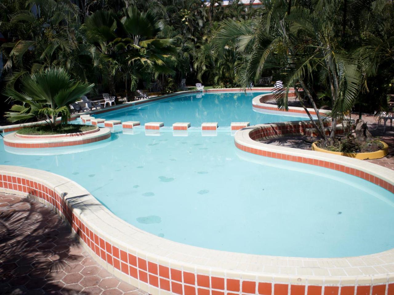 Delfin Playa Azul Hotell Lázaro Cárdenas Exteriör bild